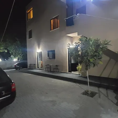 Tian & Hojz Villa *