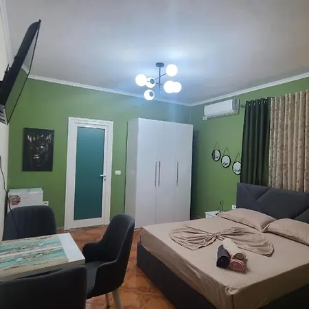 Tian & Hojz * Durrës