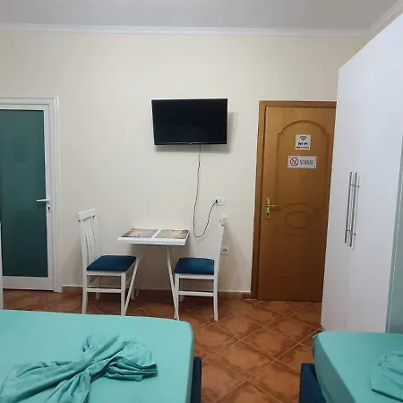 Tian & Hojz Villa *