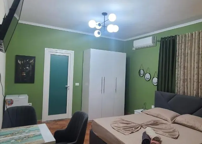 Tian & Hojz * Durrës