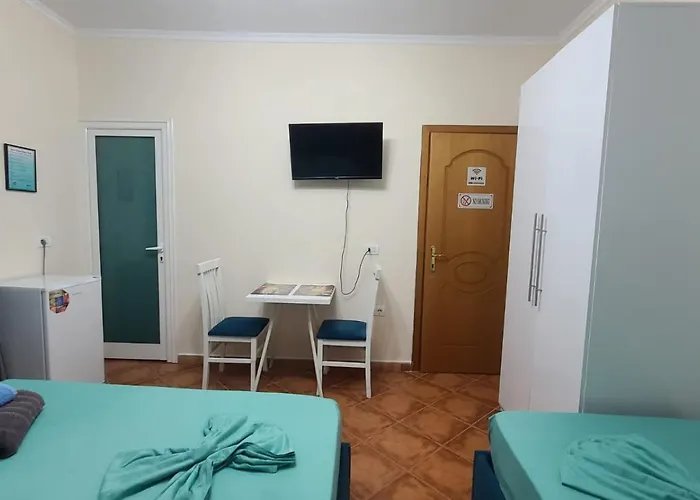 Tian & Hojz Villa *