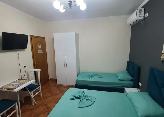 别墅 Tian & Hojz Durrës